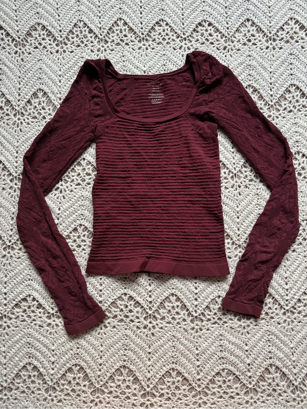 Free People Ribbed Scoop Neck Long Sleeve Top Burgundy Size Medium Large Cropped